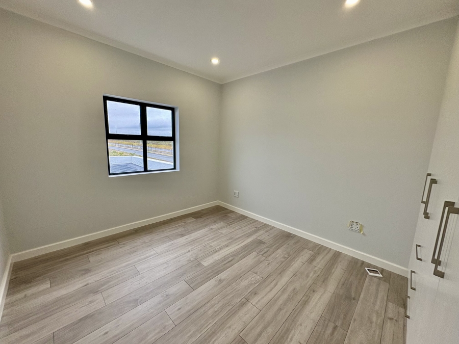 4 Bedroom Property for Sale in Sandown Western Cape